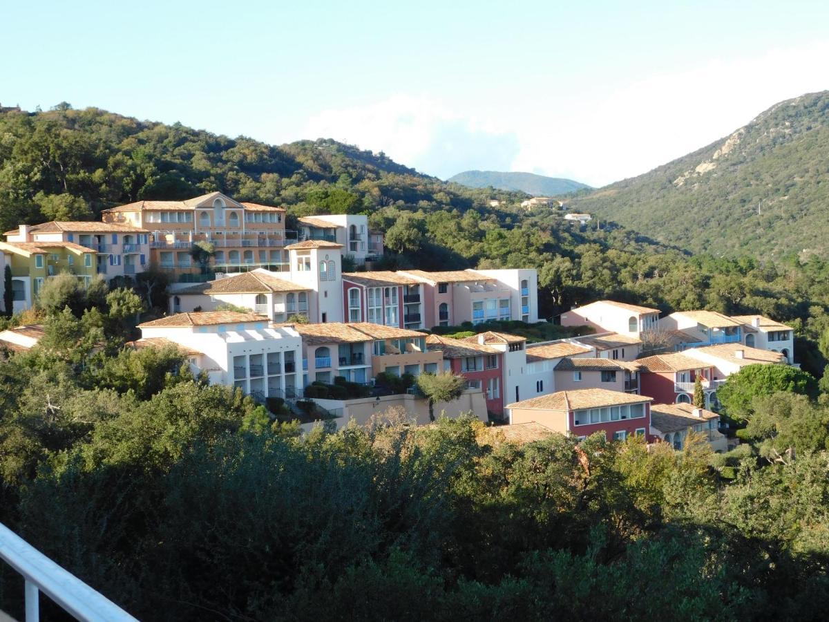 Les Restanques - Grimaud Apartamento Exterior foto